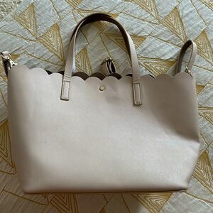 Used Kelly & Katie Scalloped Beige Tote Bag in light blush